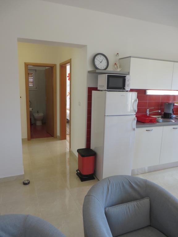 Filipovic Apartments With Pool 비오그라드나모루 외부 사진